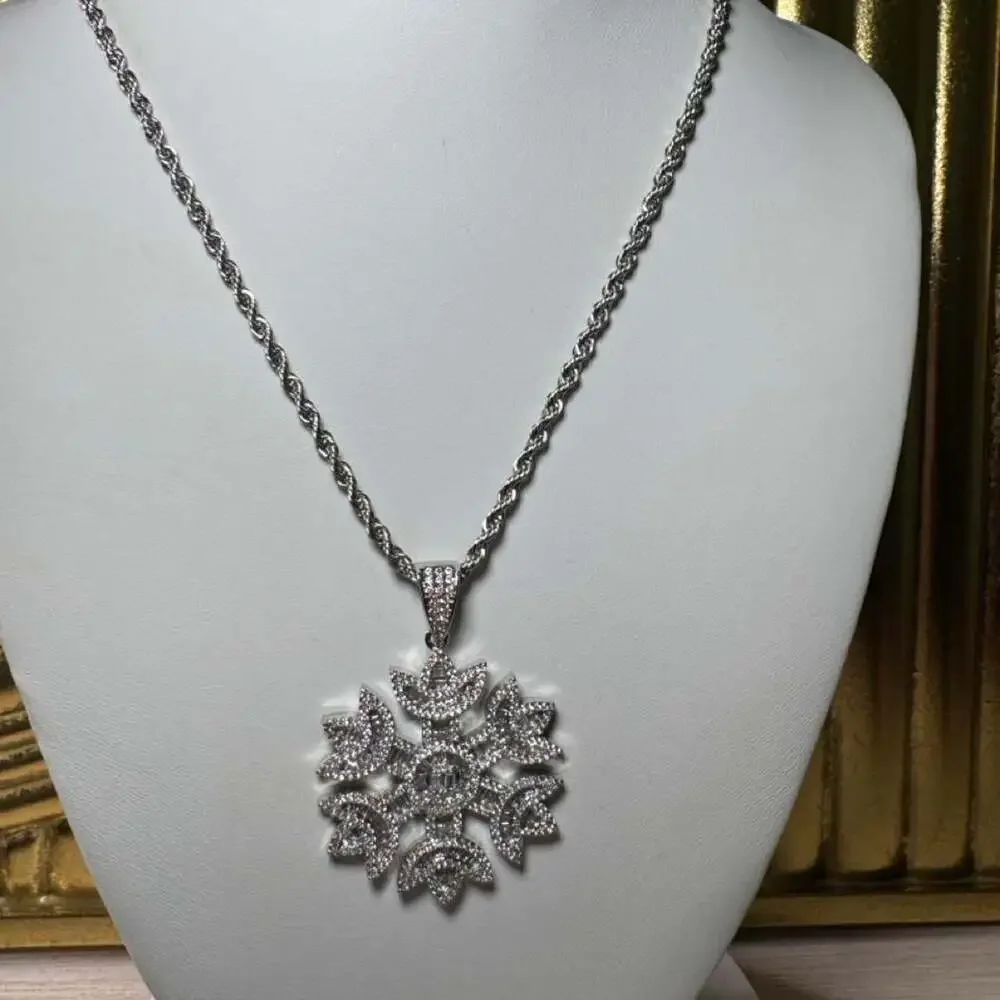 Silver Snowflake Pendant Necklace With 28 F 0